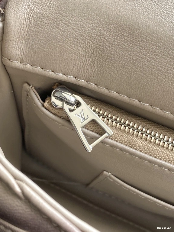 Cheap LOUIS GO-14 MM VUITTON 0808